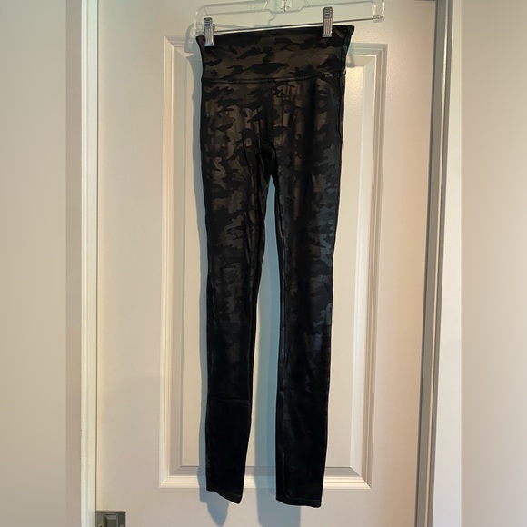 SPANX Pants - SPANX Leggings.